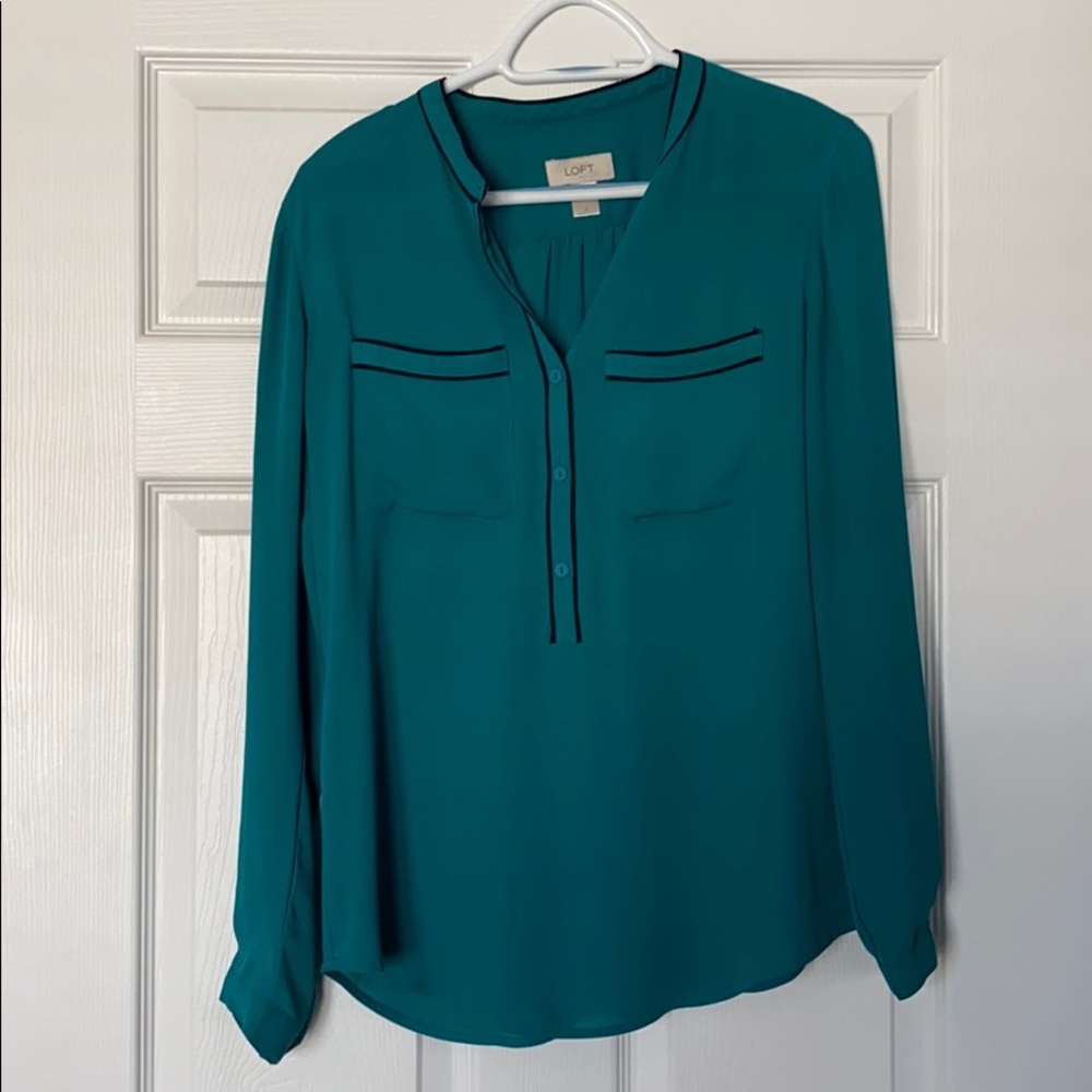 Flowy emerald blouse
